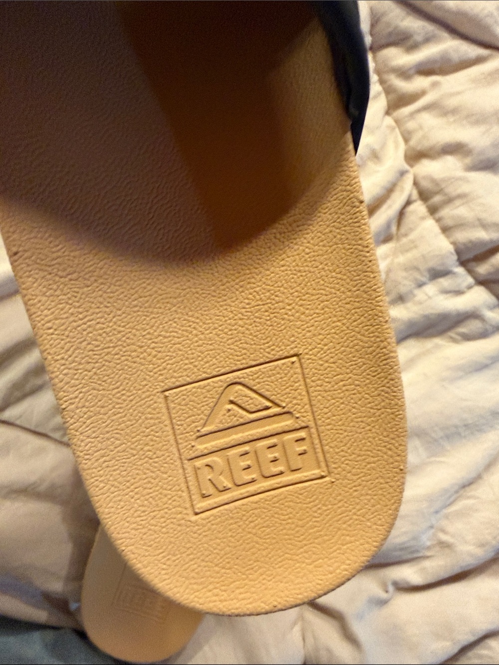 Reef NWOT Double Strap Slides in Tan and Black - Picture 6 of 8